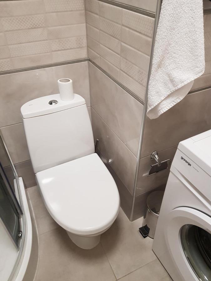 Hostel "Гном & Gnome" Lviv Exteriör bild